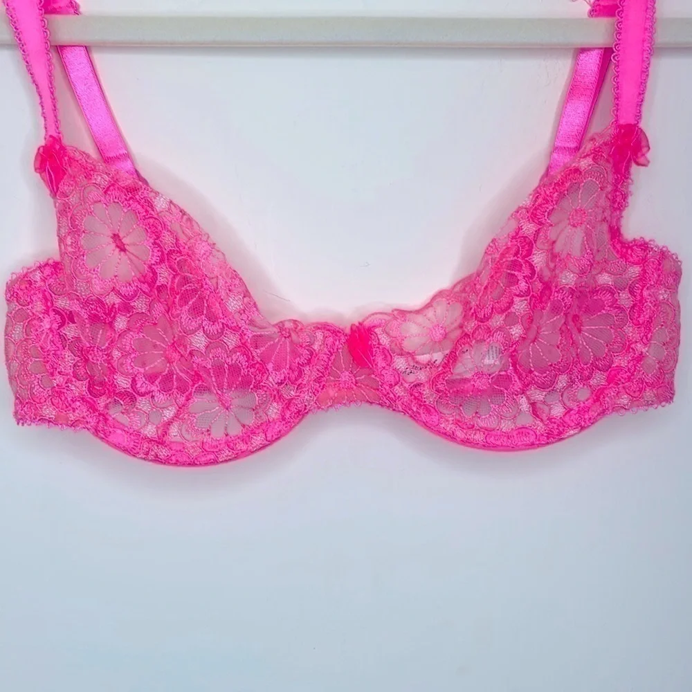 For Love and Lemons Daisy Scoop Bra Hot Pink Lace NWOT